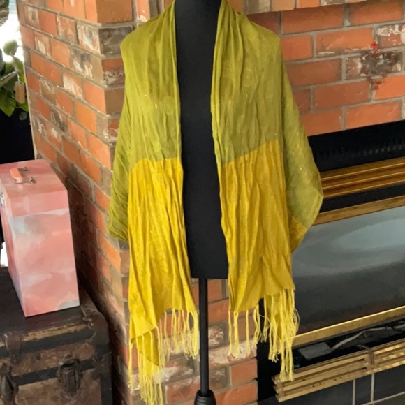 Scarf / wrap O/S - Picture 2 of 4